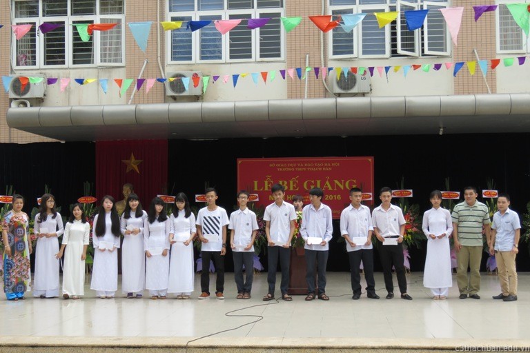 Lễ bế giảng năm học 2015-2016 - c3thachban.edu.vn